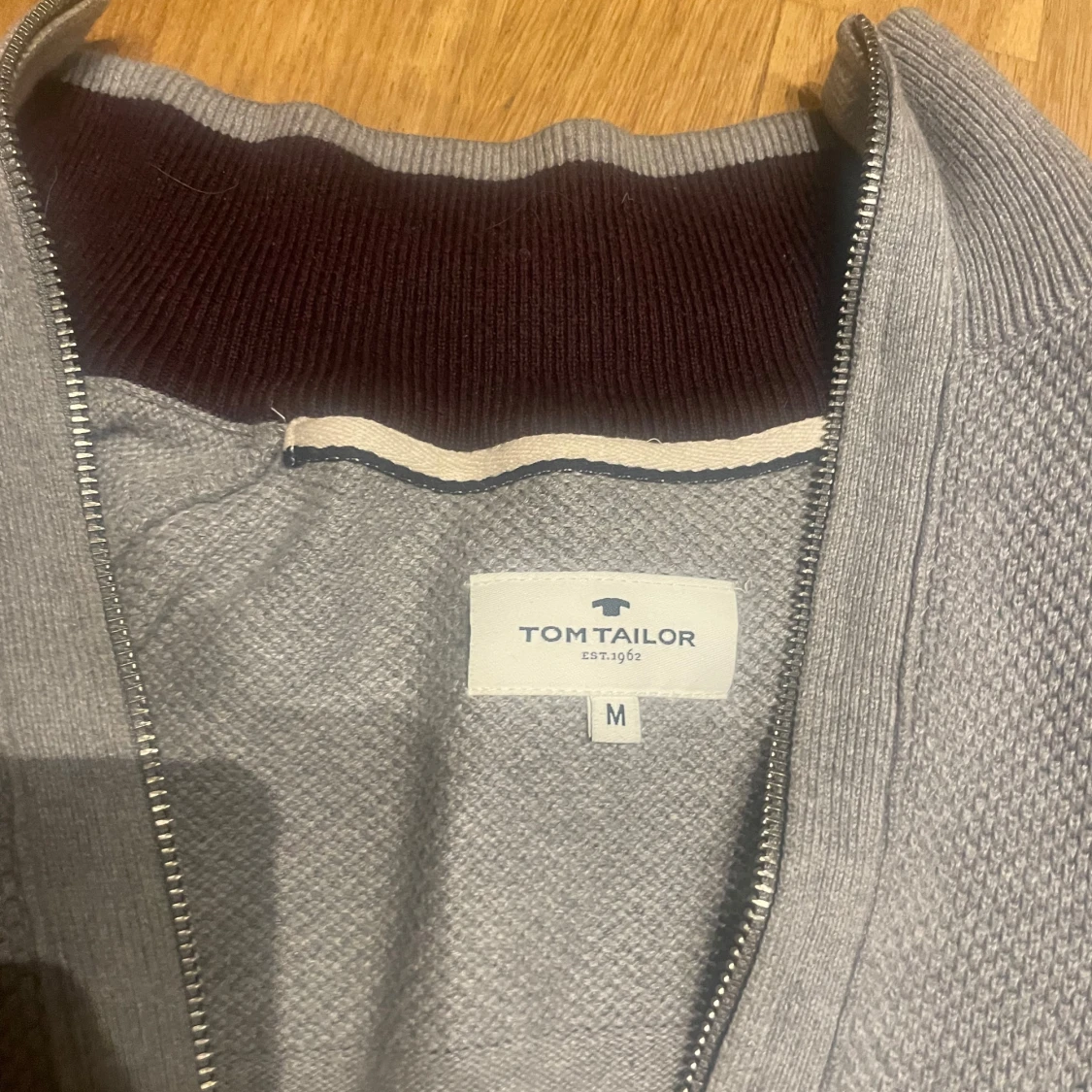 Grå kofta från Tom Tailor med dragkedja - 1