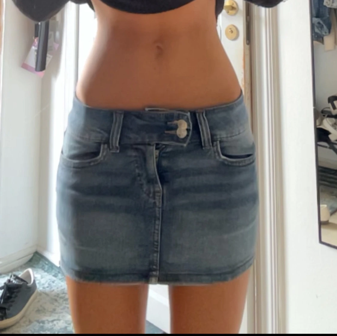 Lågmidjad jeanskjol  - 2