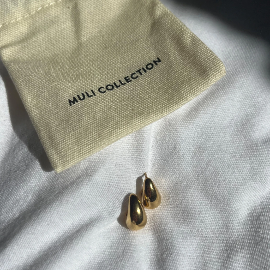  Örhängen från Muli Collection