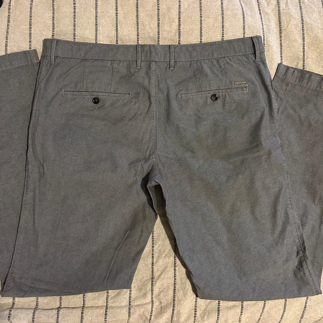 Hugo Boss chinos - 2