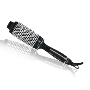 Björn Axén värmeborste i 45mm - Säljer min Björn Axén värmeborste i 45mm💞  Knappt använd och i perfekt skick. Funkar utmärkt för en snabb blowout look! Köpt för 800kr och säljer nu för 499 💞