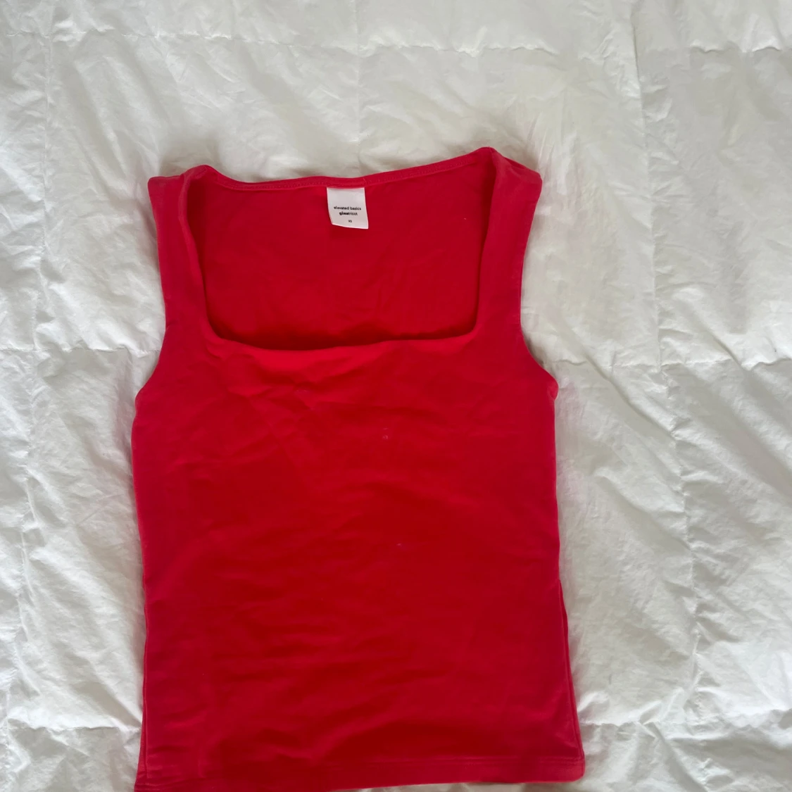 Röd linnetopp från Gina Tricot XS - 3