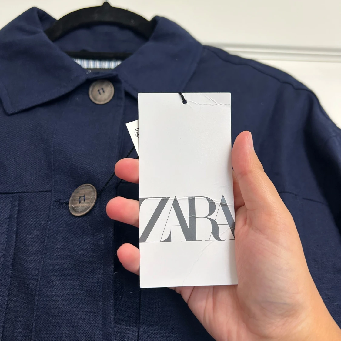 Mörkblå croppad overshirt från Zara - 3