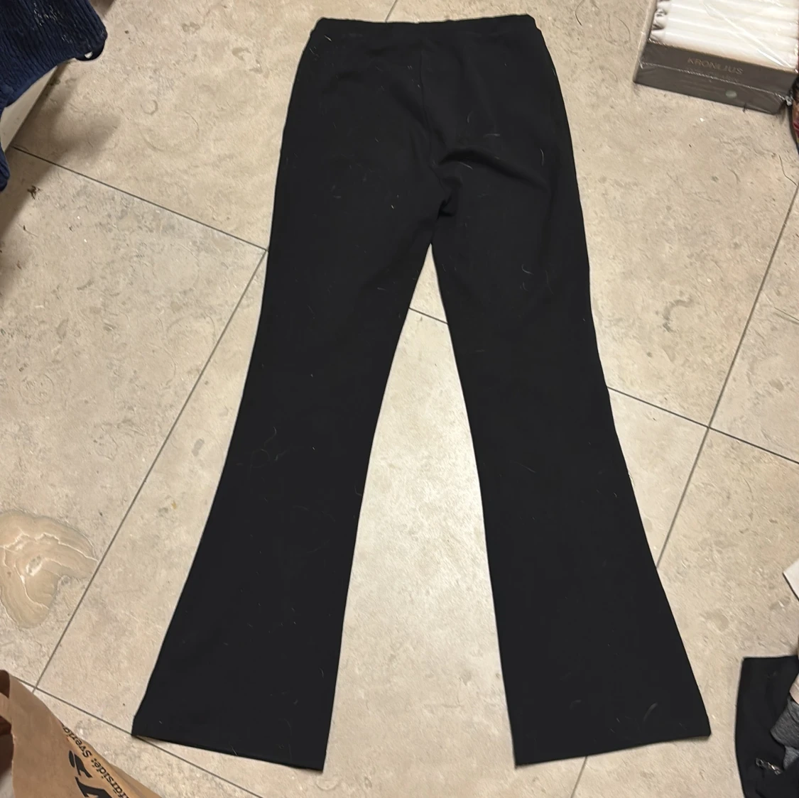 Svarta bootcut byxor 157/160 - 1