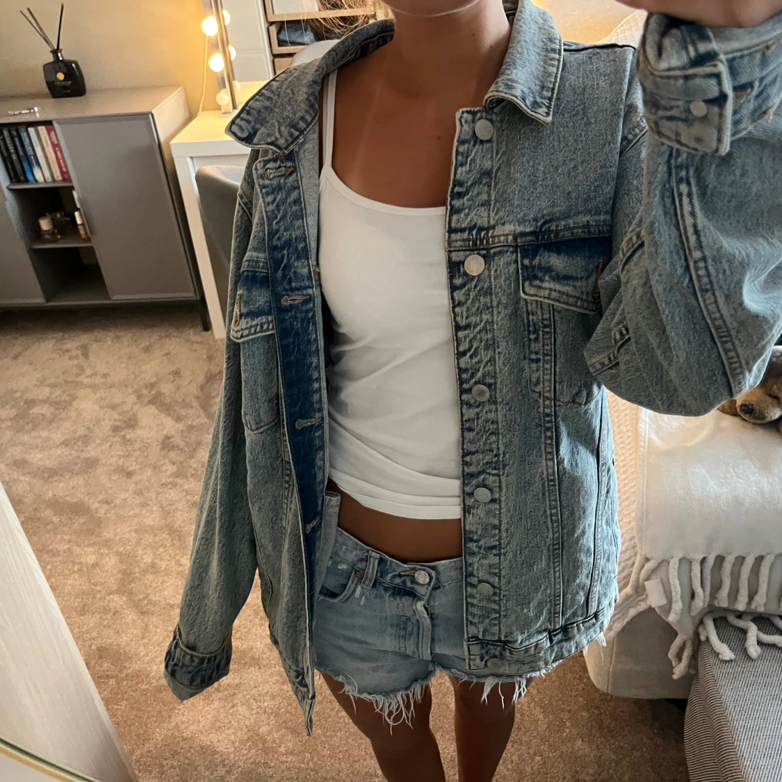 Oversized ljusblå jeansjacka