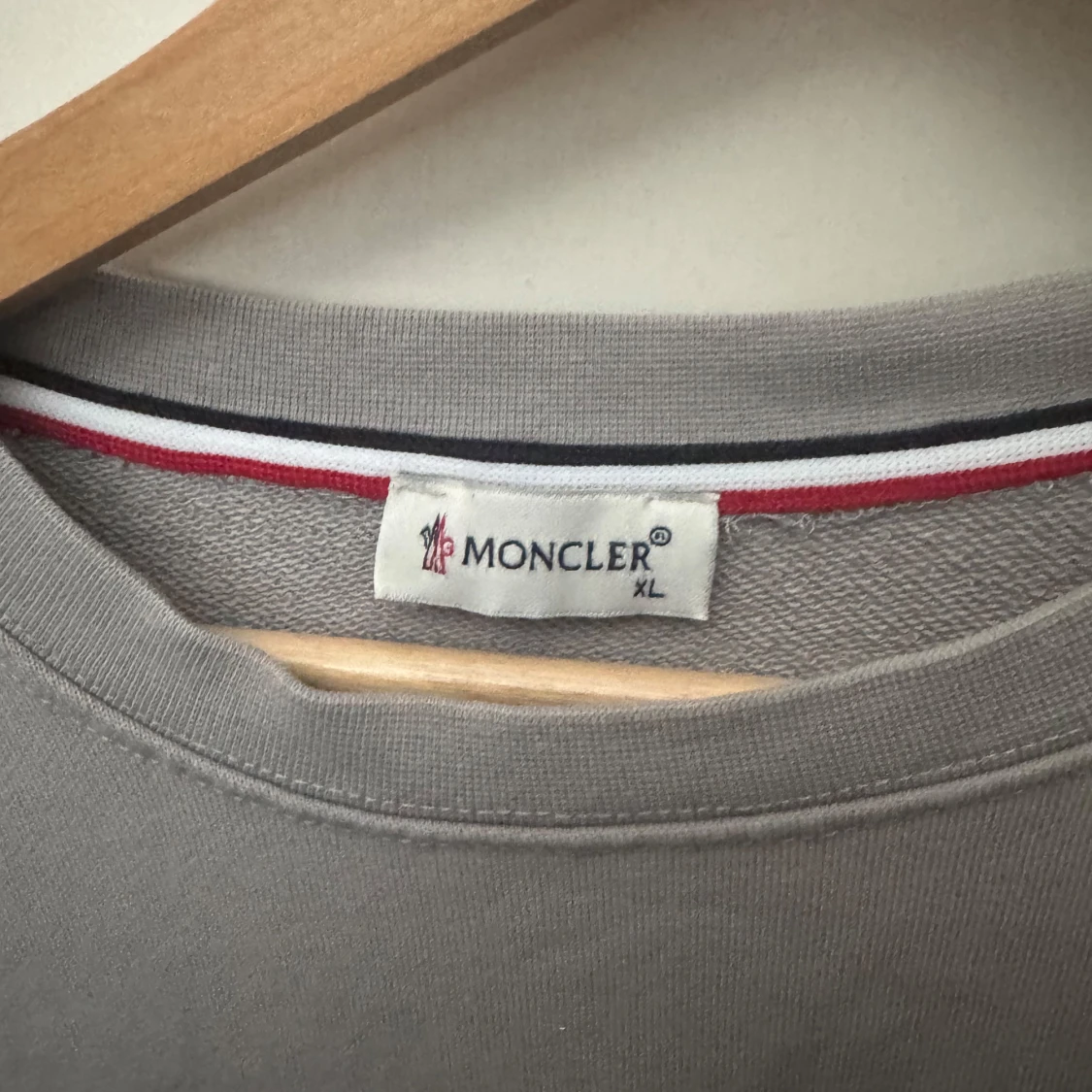 Grå Moncler sweatshirt XL - 1
