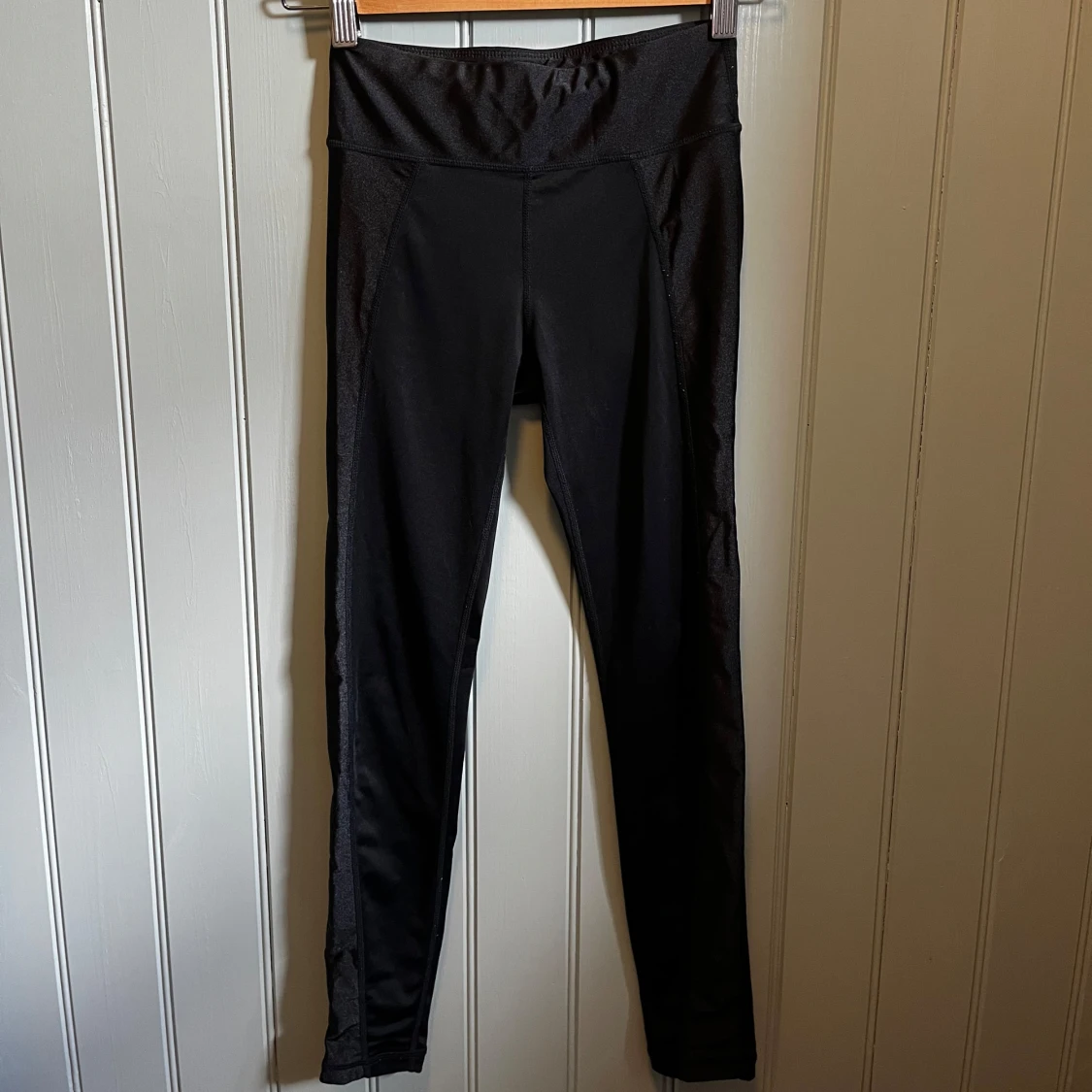 Svarta höga leggings i stretch från aim’n - 3