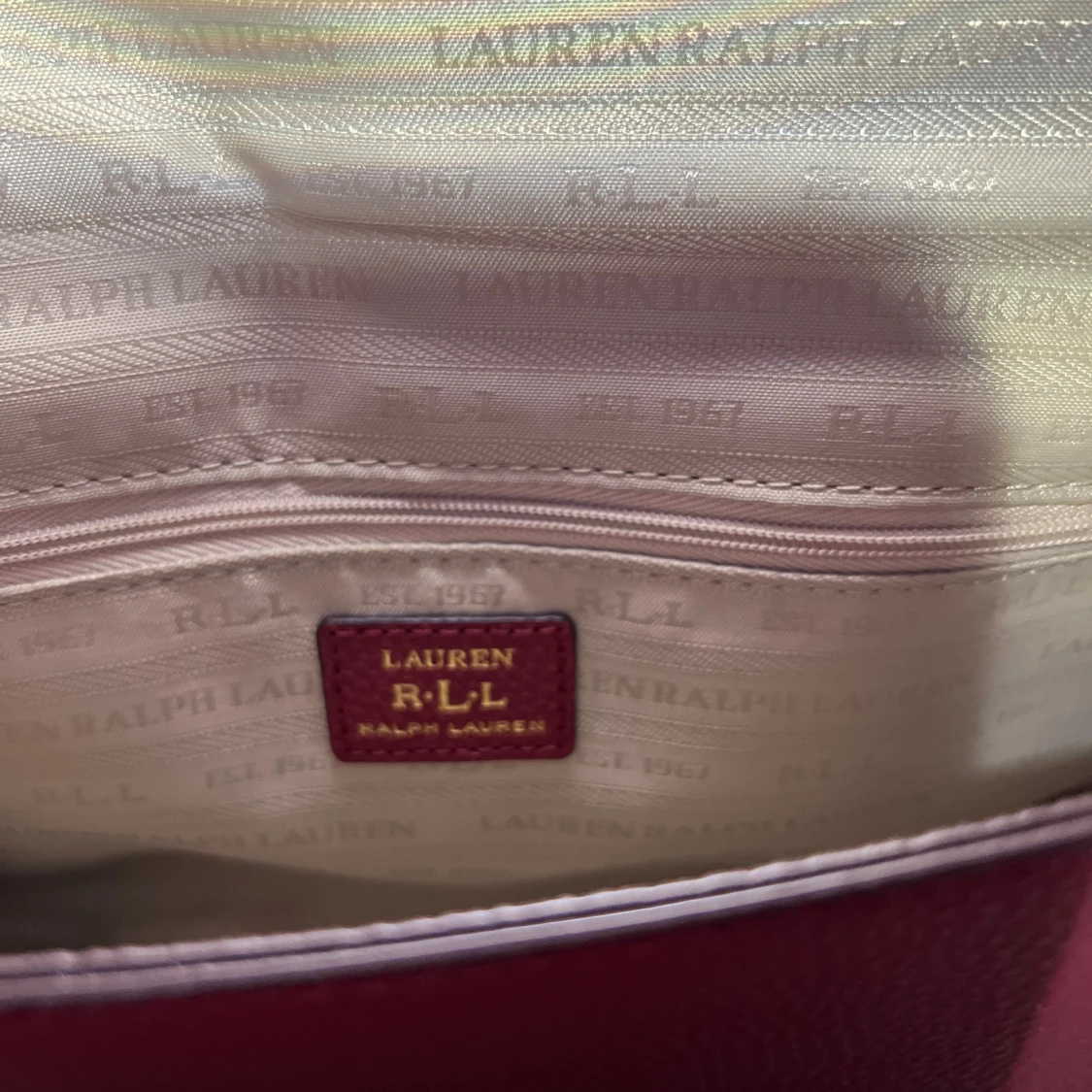 Mörkröd /vinröd axelväska från Ralph Lauren - 2