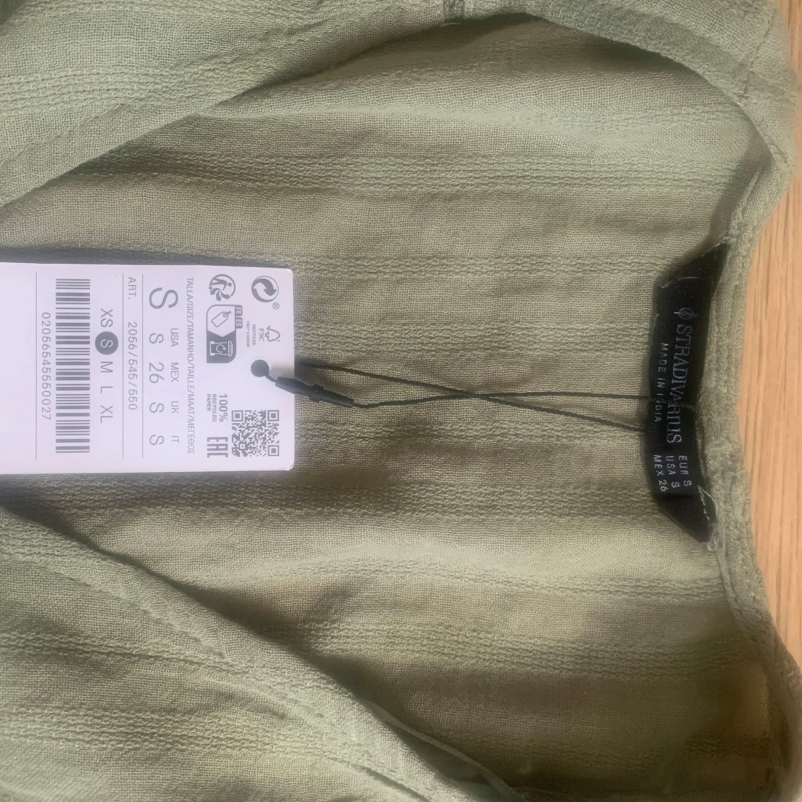 Olivgrön blus/skjorta med knappar - 4