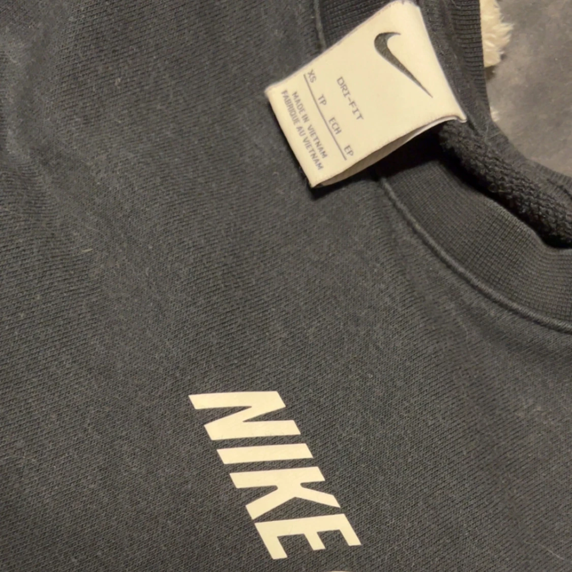 Svart sweatshirt från Nike - 3