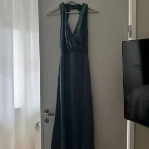 Långklänning  - Jättefin långklänning💕