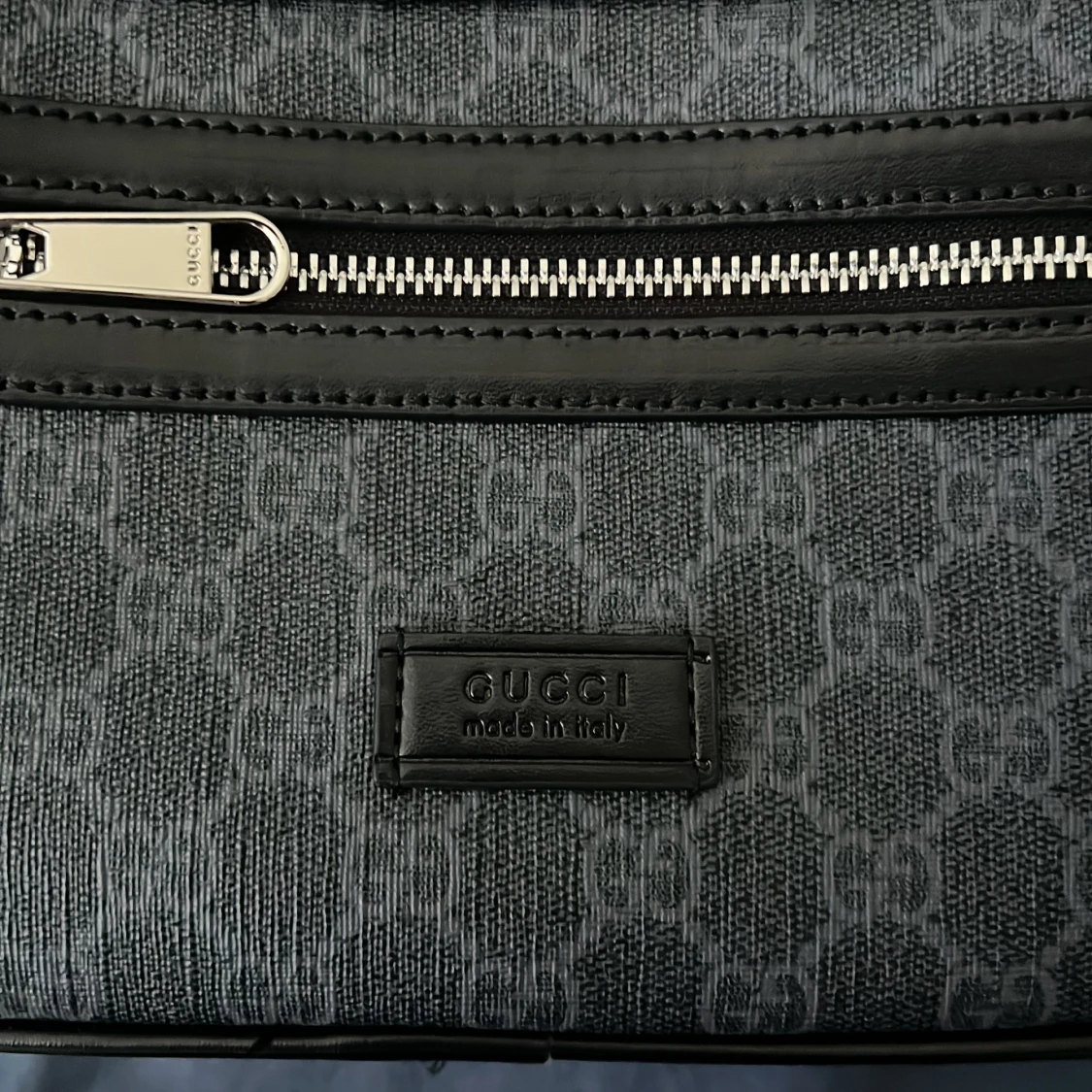 Svart midjeväska - 2