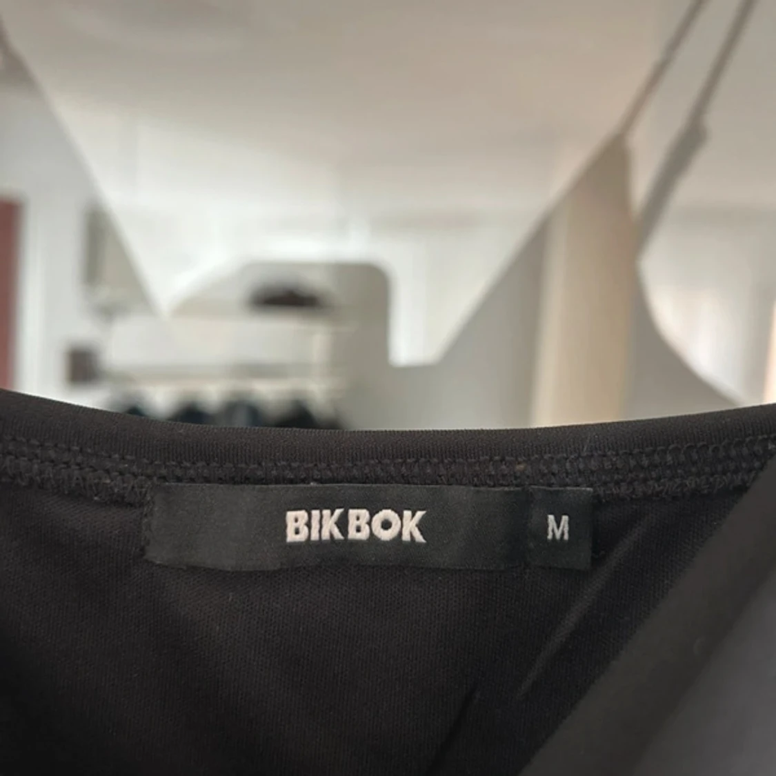 Svart långklänning från Bik Bok - 2