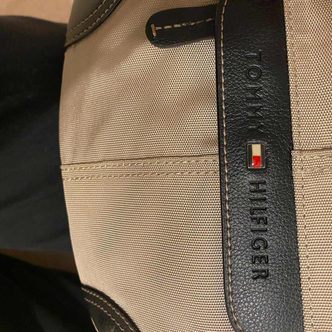 Beige axelväska Tommy Hilfiger - 2