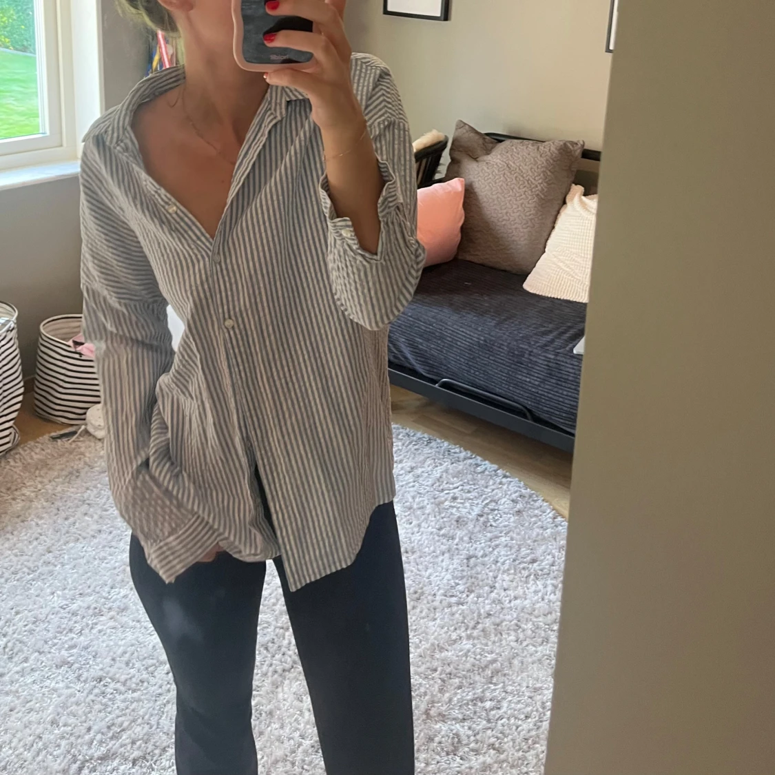 Randig blåvit skjorta - 1