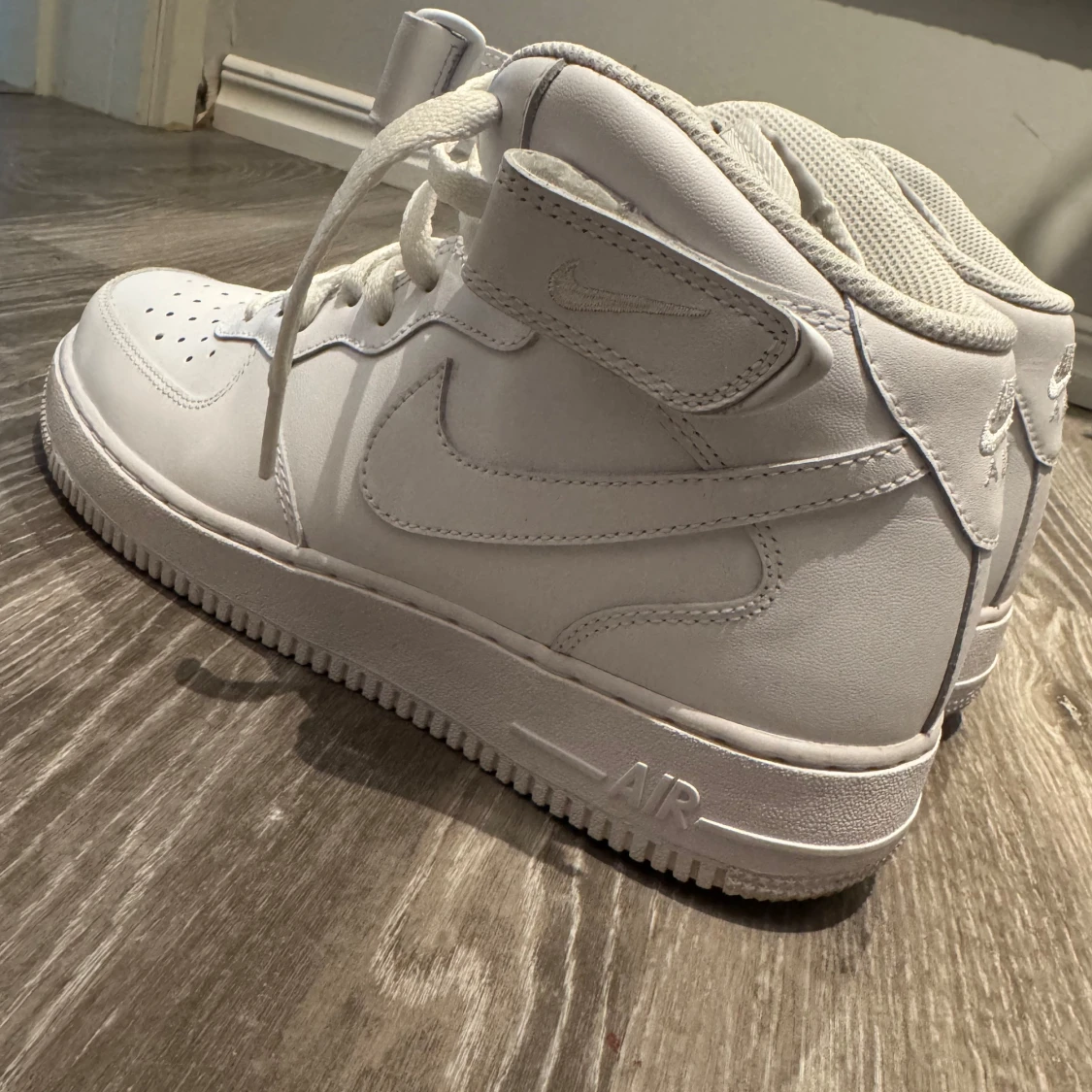 Nike Air Force 1 High Triple White 43 - 3