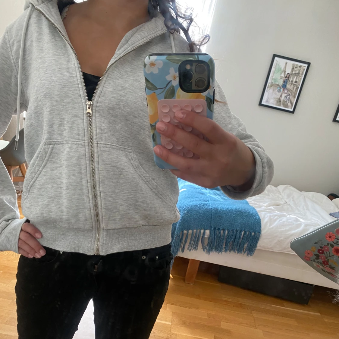 Ljusgrå hoodie med dragkedja - 2