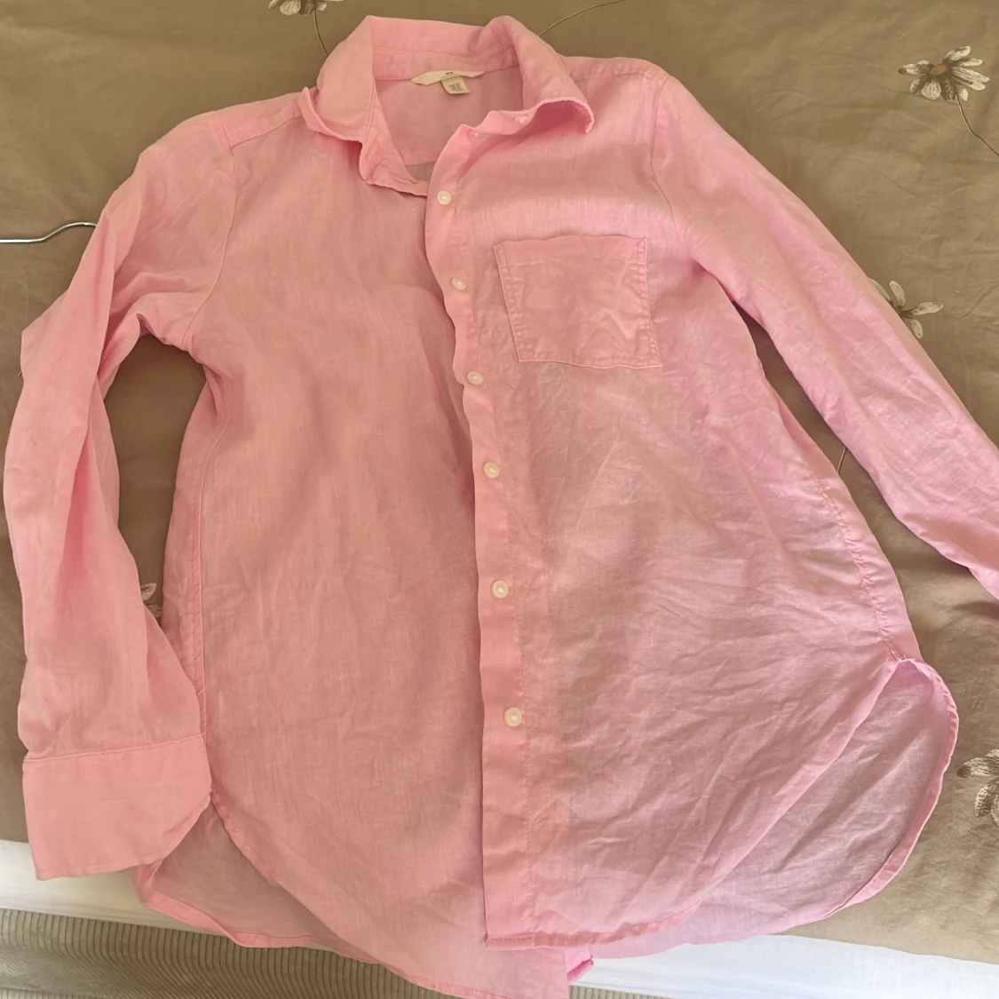 Rosa linneskjorta från H&M XS