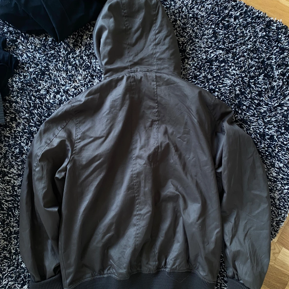 Militärgrön bomberjacka - 4