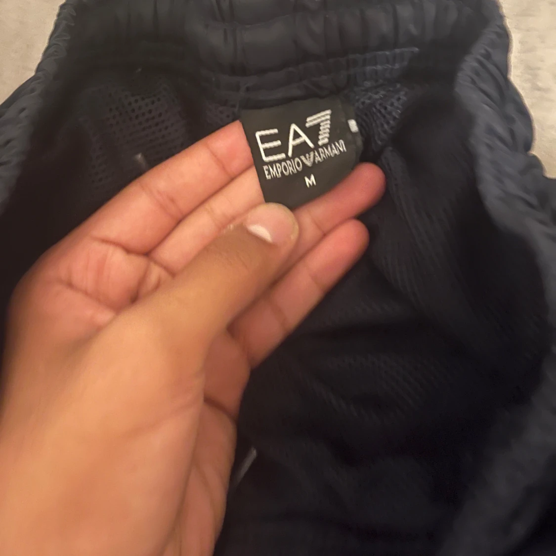 Svarta EA7 byxor i polyester - 1