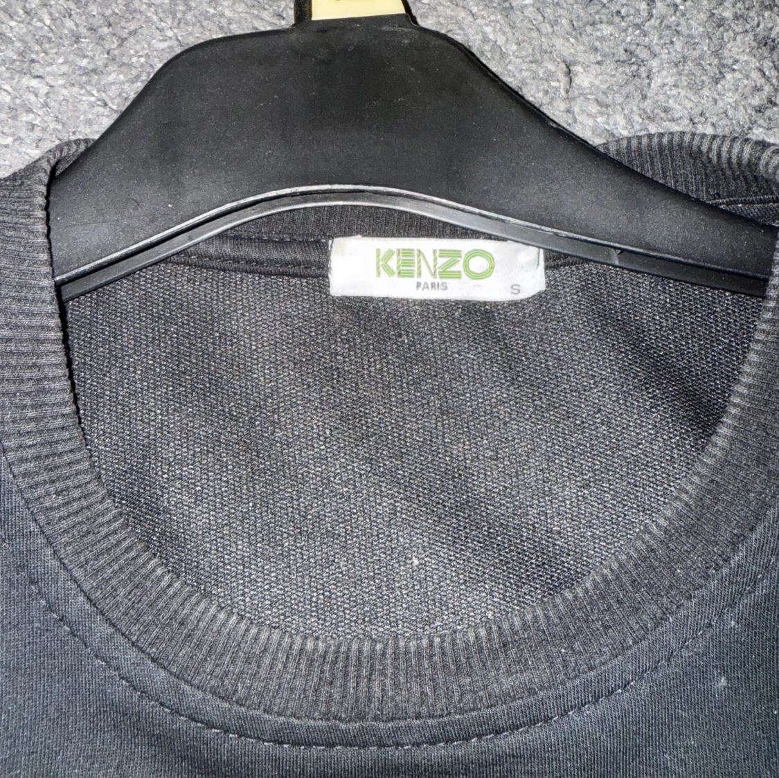 Svart sweatshirt från Kenzo med tigermotiv - 1