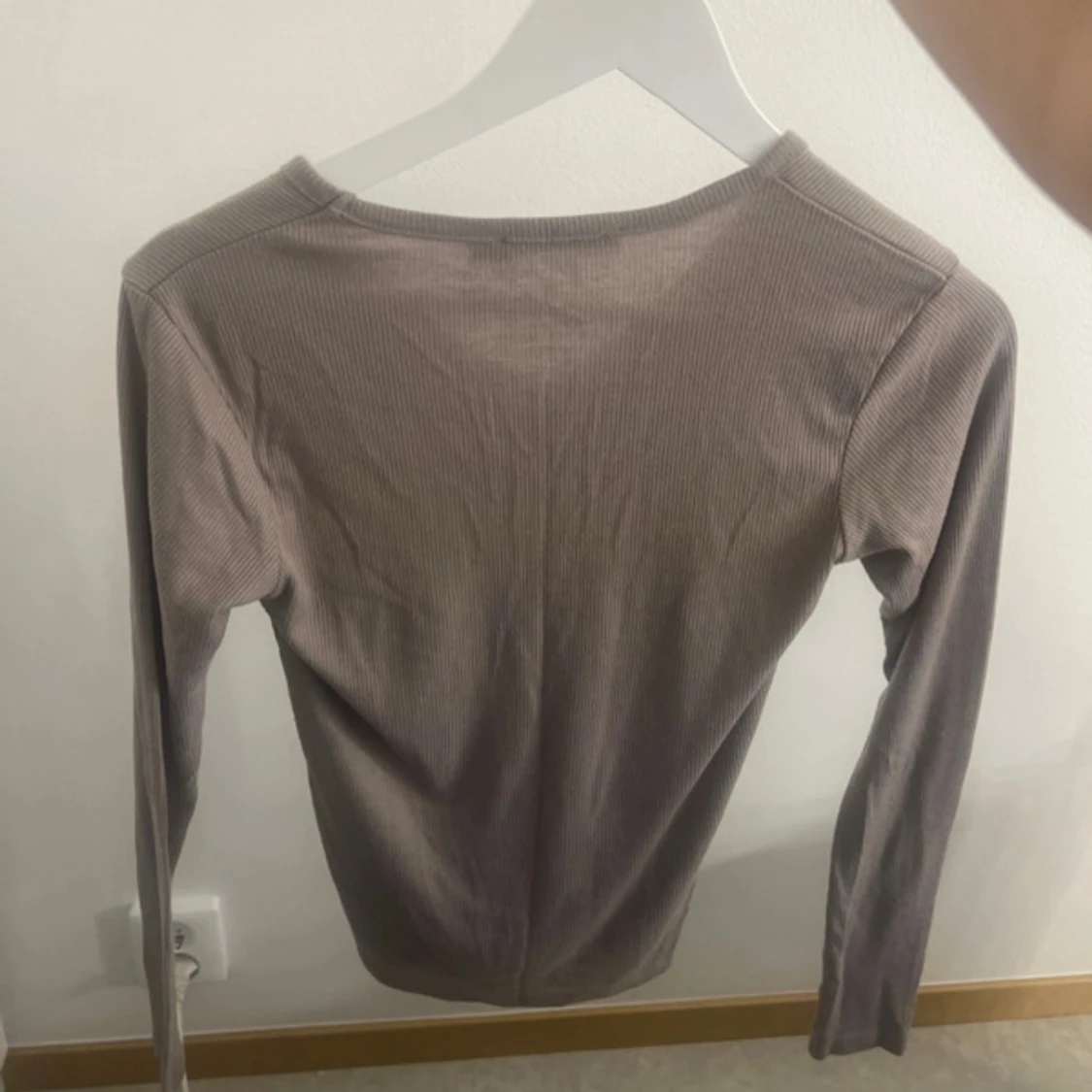 Beige-rosa  ribbad långärmad tröja från 157 - 1