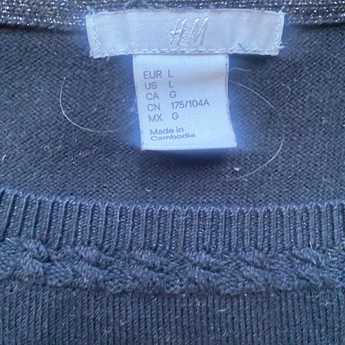 Svart stickad tshirt - 2