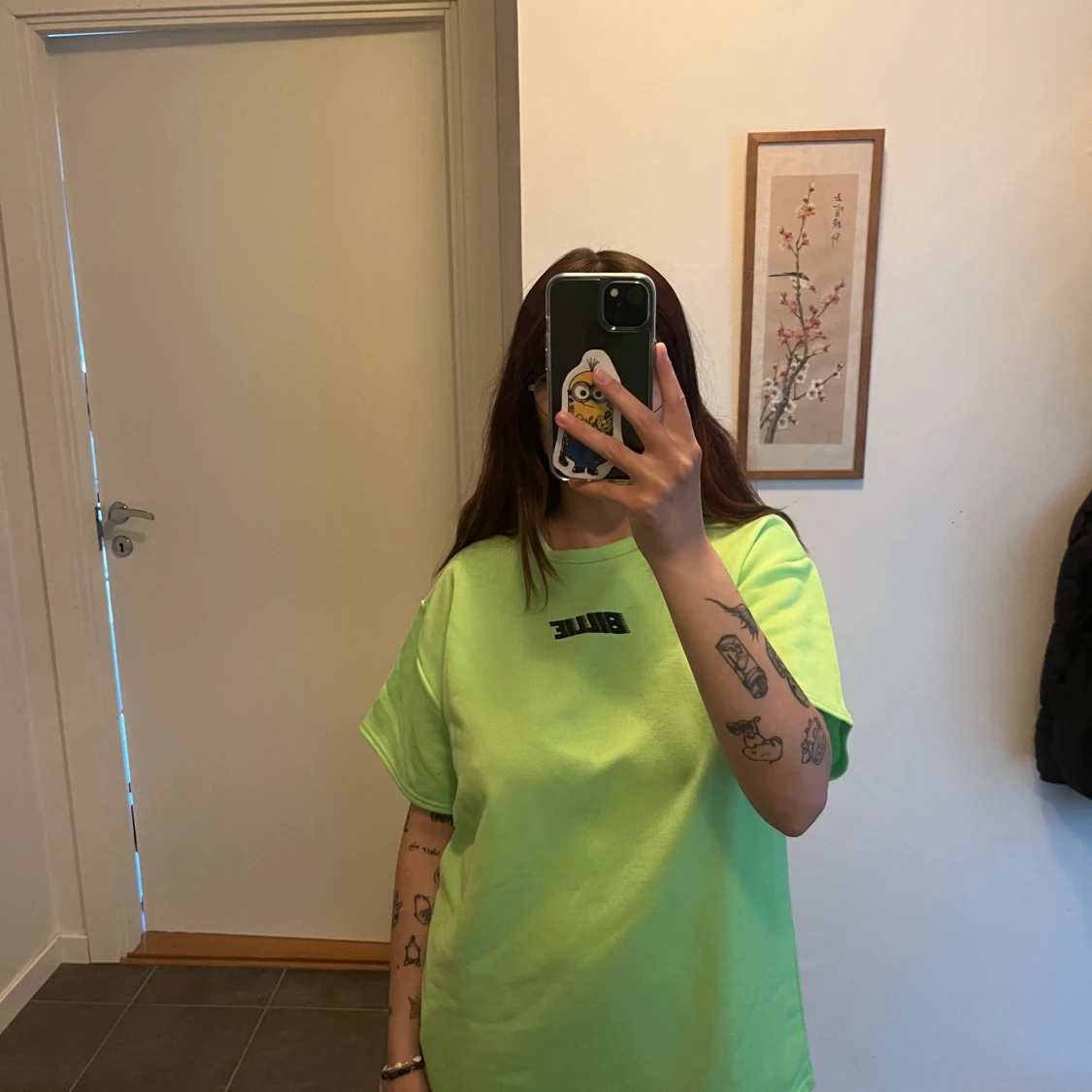 Billie Eilish neon tröja