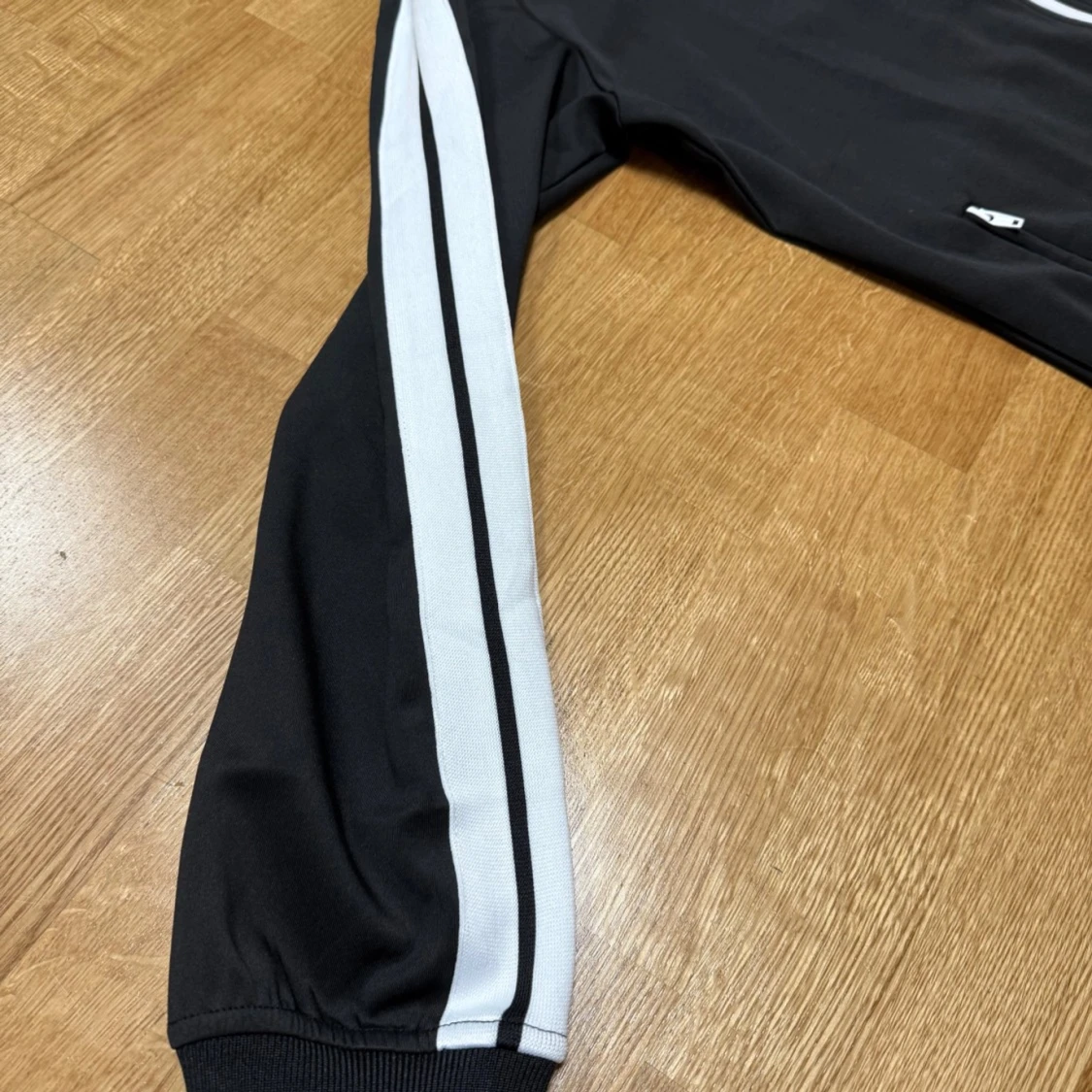 Palm Angels svart vindjacka med ränder - 3