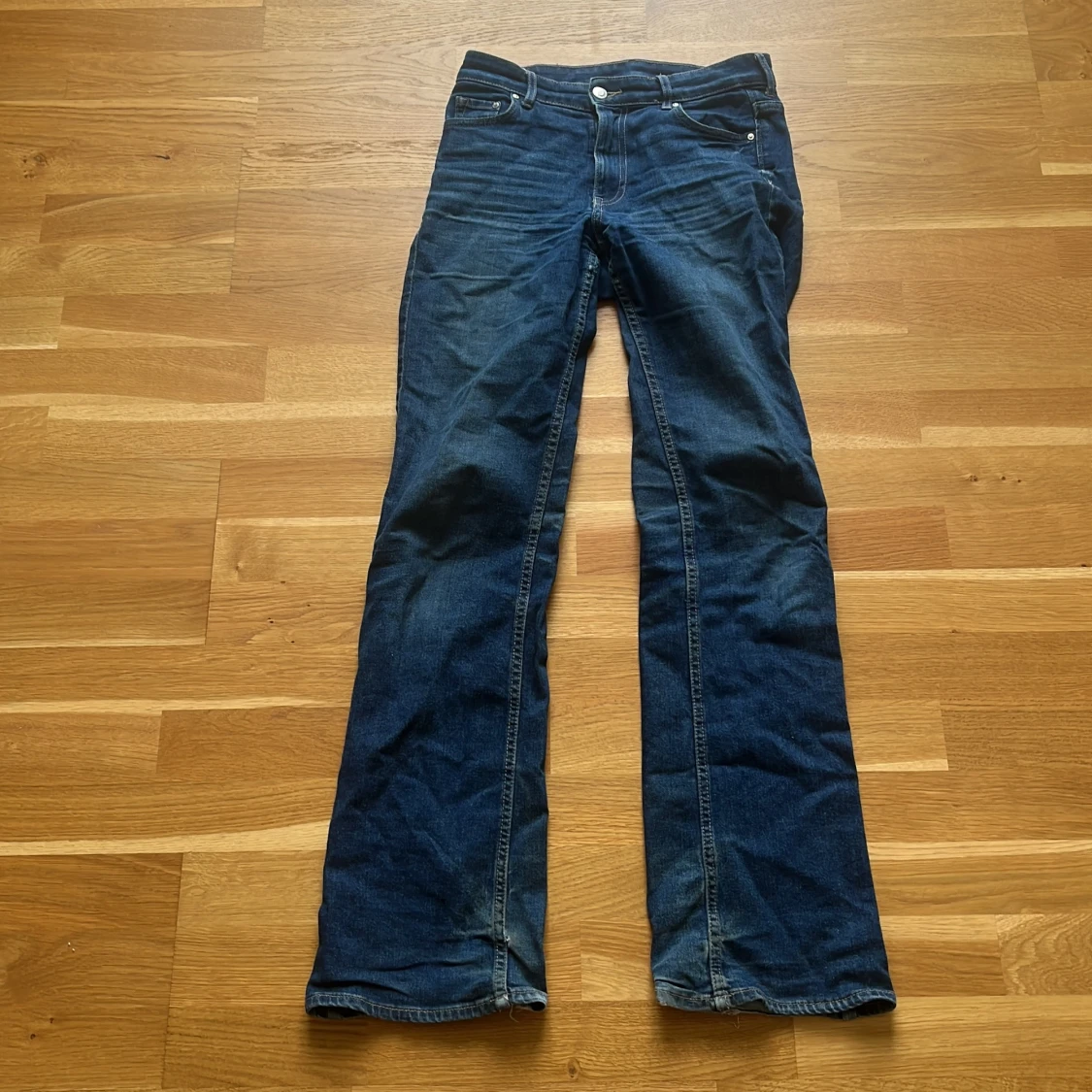 Bootcut jeans high waist från &Denim