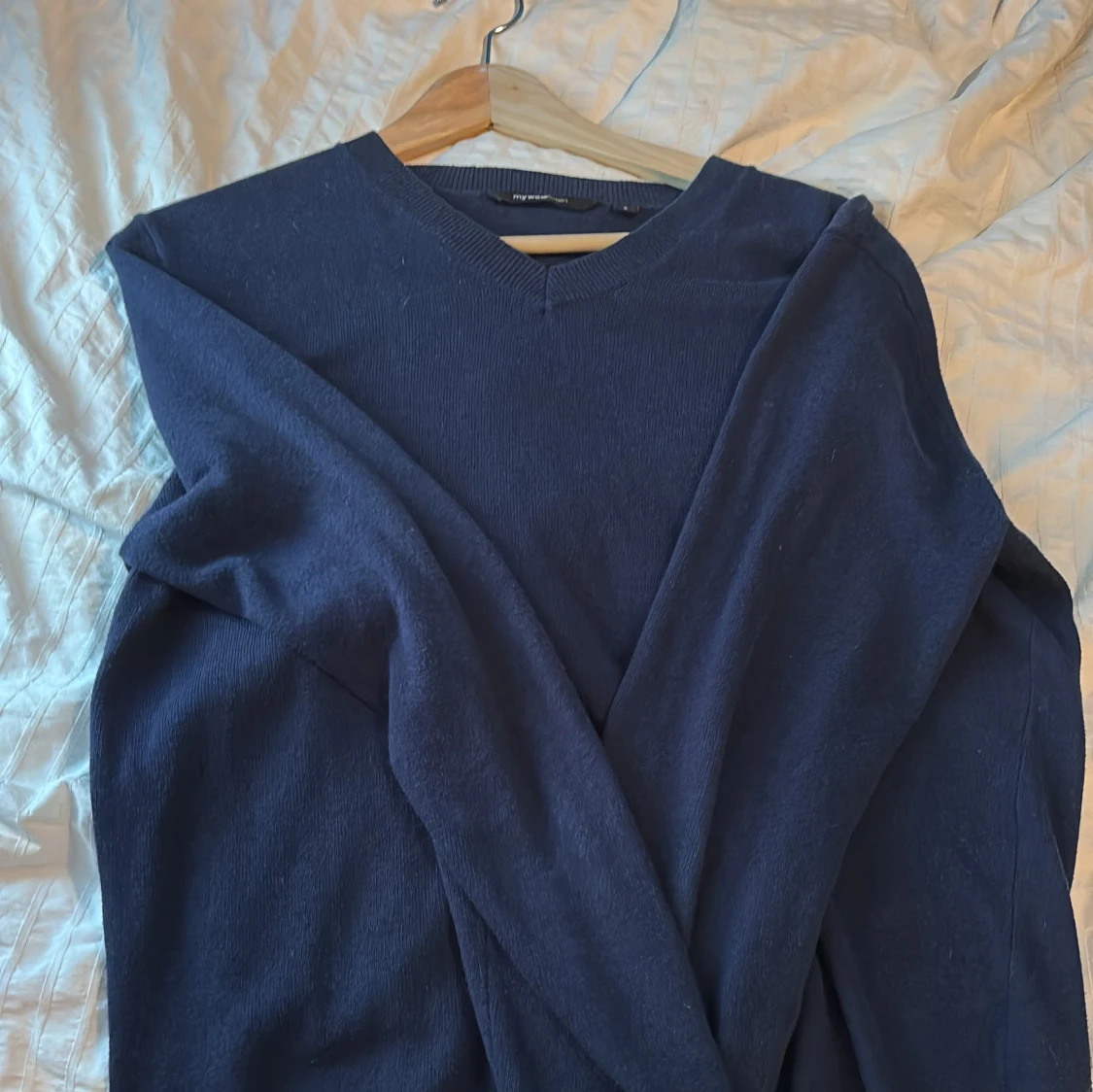 Mörkblå stickad tröja från Mywearman