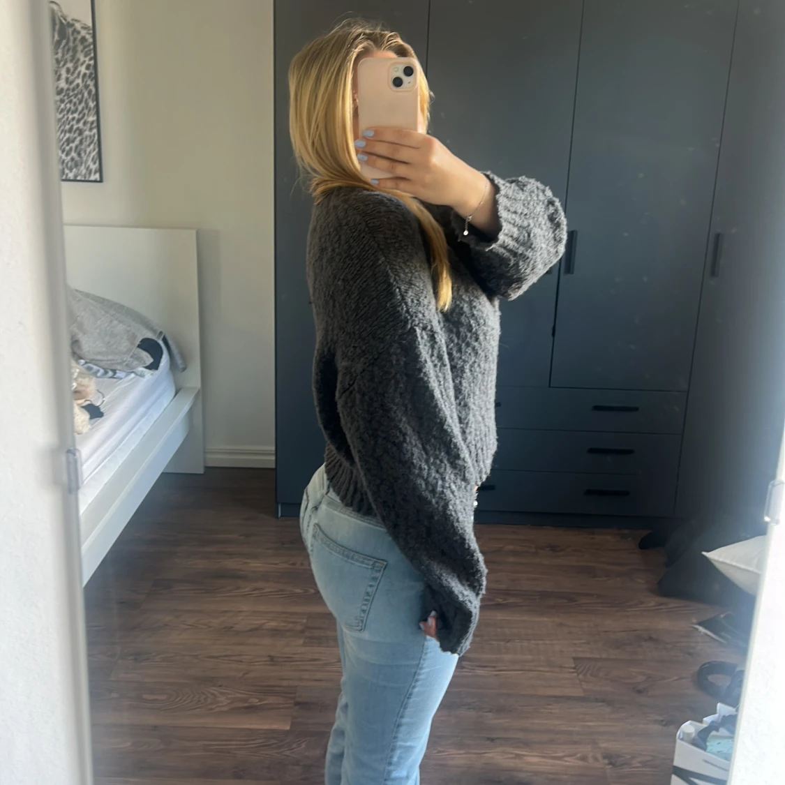 Mörkgrå stickad croppad tröja Monki - 1