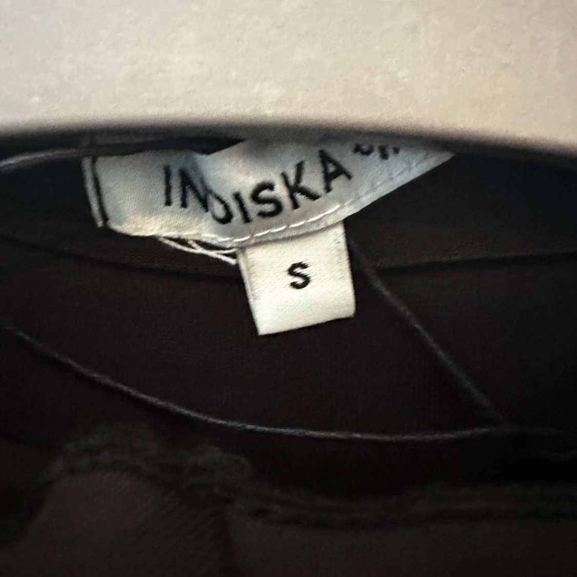 Svart långärmad topp från Indiska - 1