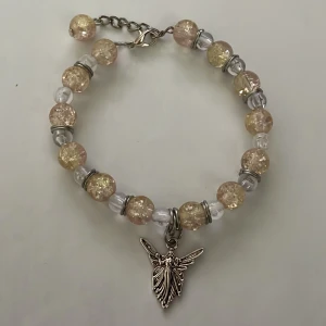 Armband - Handgjort armband med berlock💕