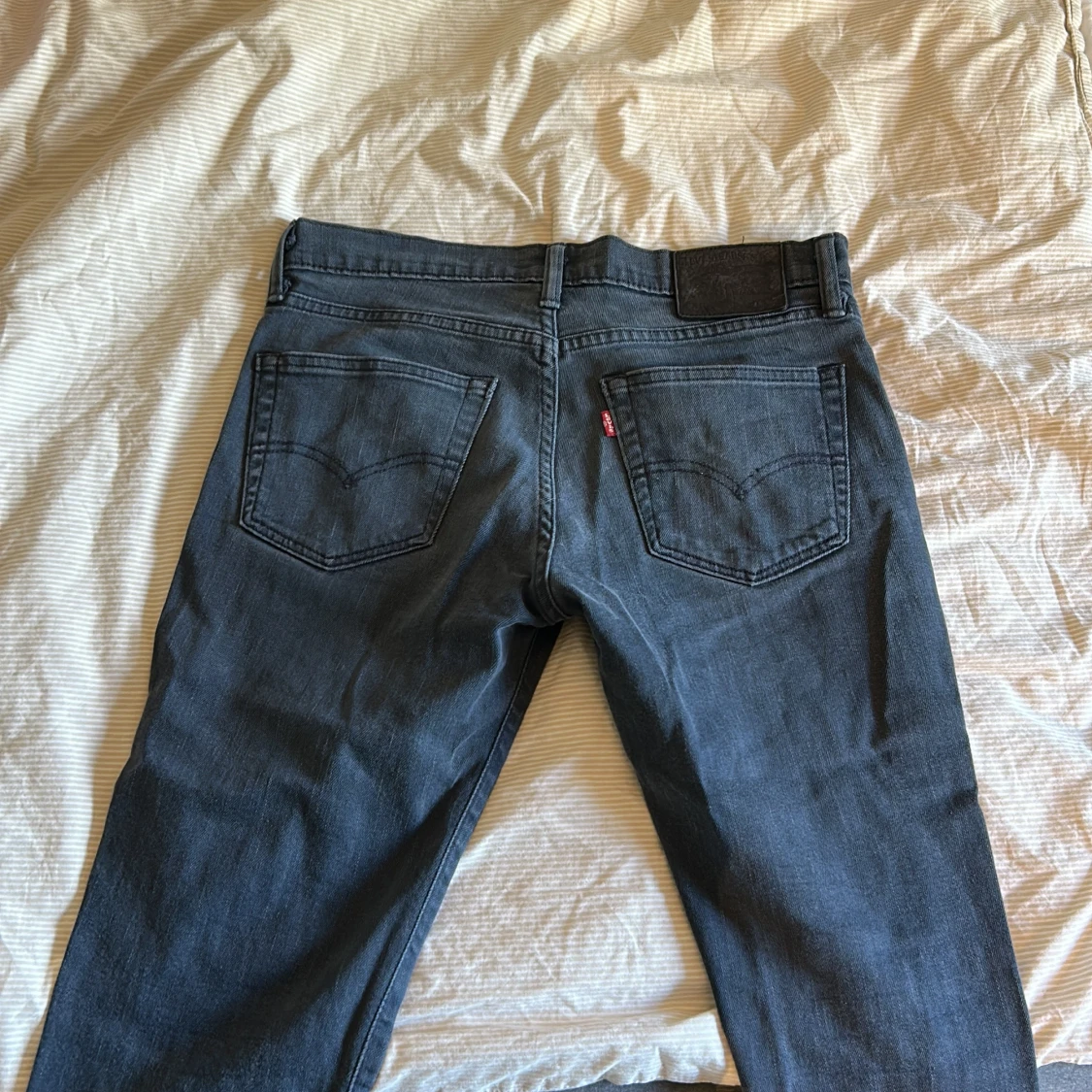 Levi's 511 mörkblå jeans W31 L32 - 1