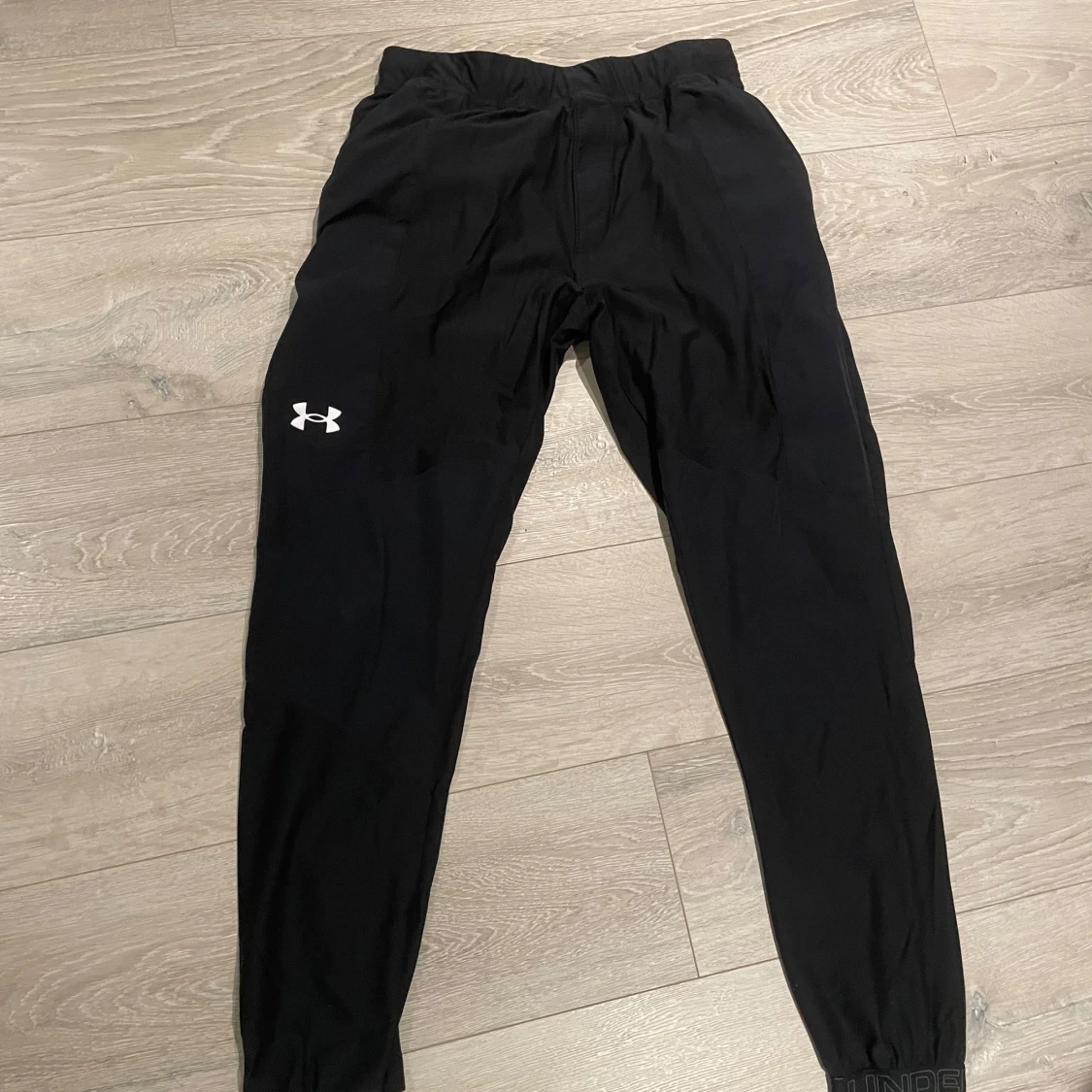 Svarta träningsbyxor från Under Armour