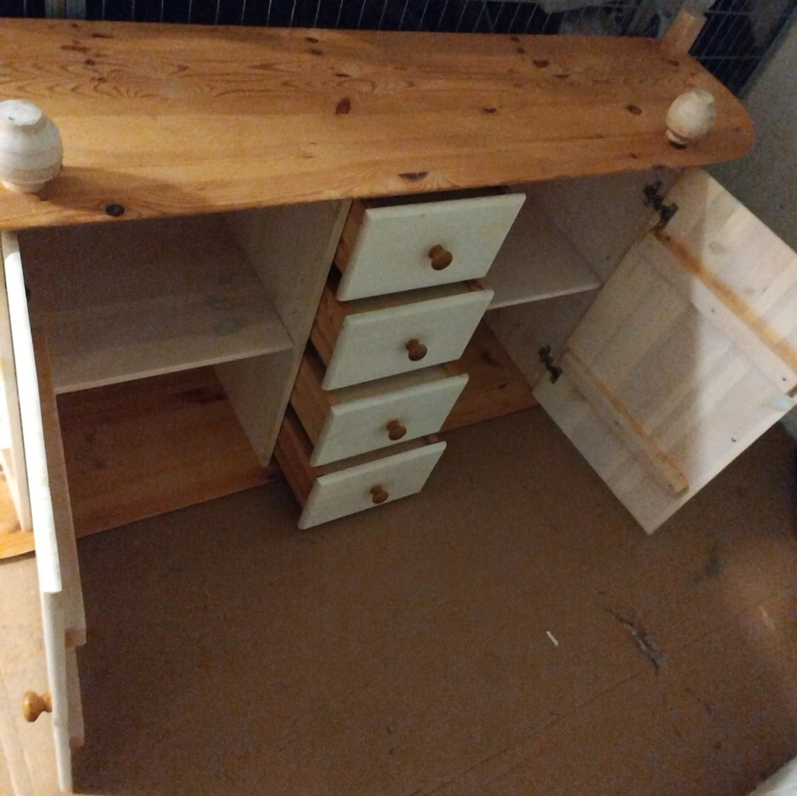 Hallbänken/Vardagsrumshylla - 1