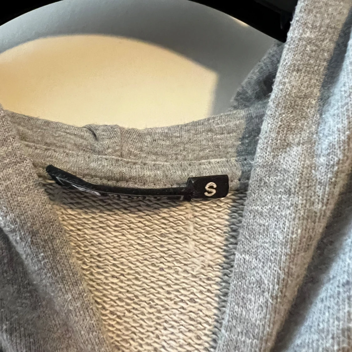 Grå ärmlös hoodie från Better Bodies - 2