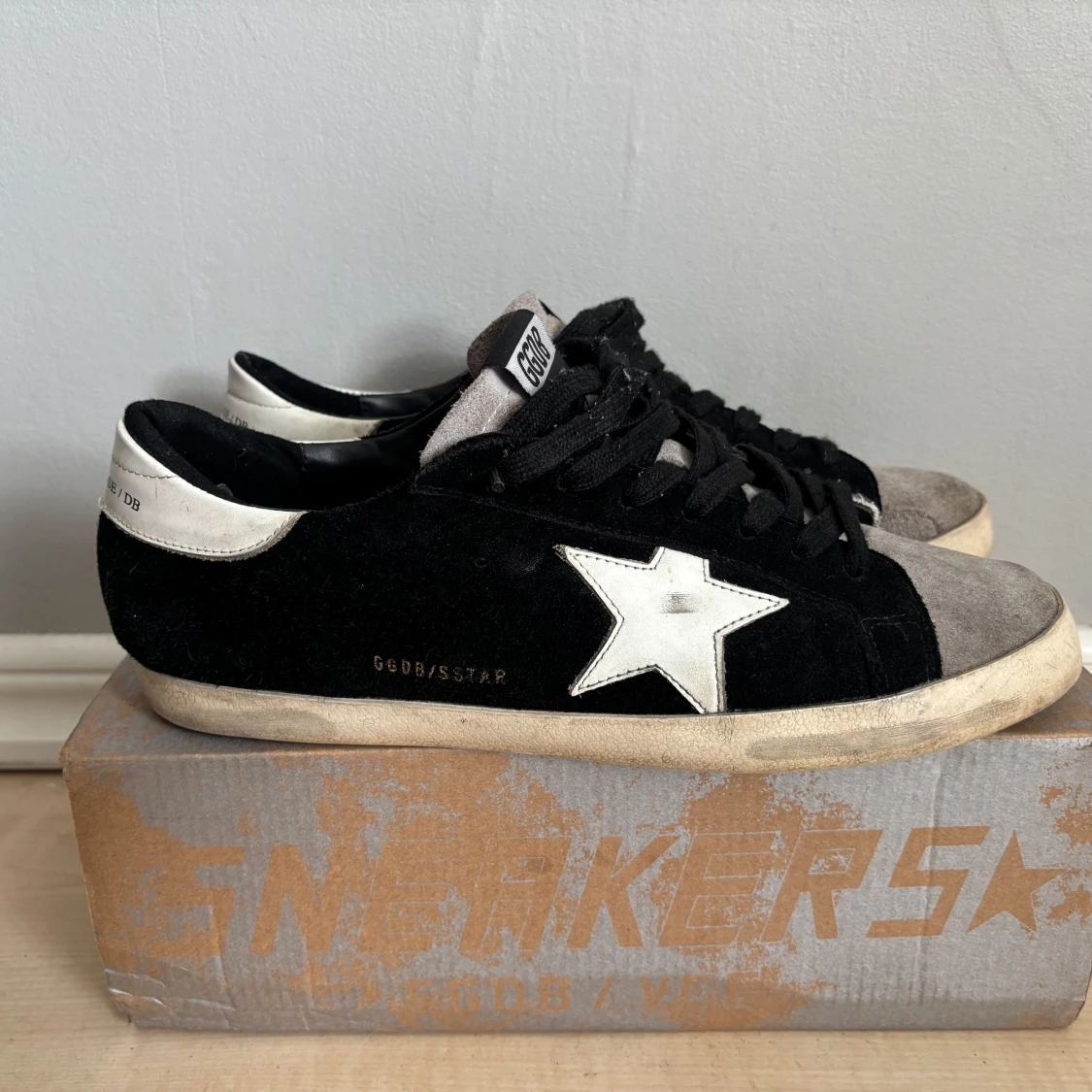 Golden Goose svart/vit sneakers