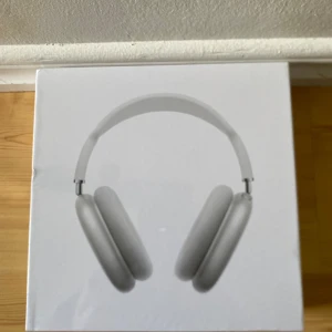Airpro max silver  - Helt nya oöppnad priset kan diskuteras vid snabb affär. Har inte någon använing till dessa.