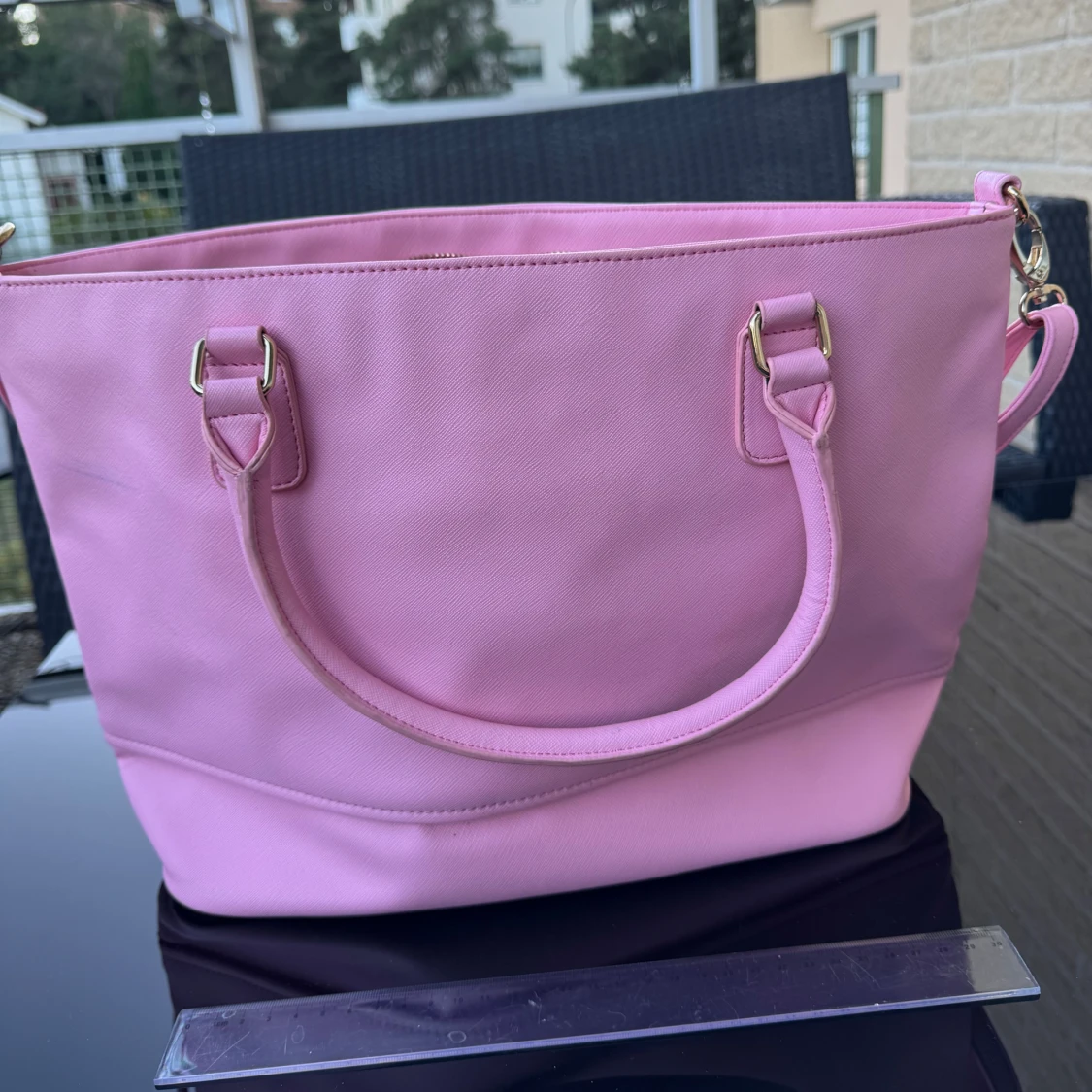 Rosa axelväska / bag - 1
