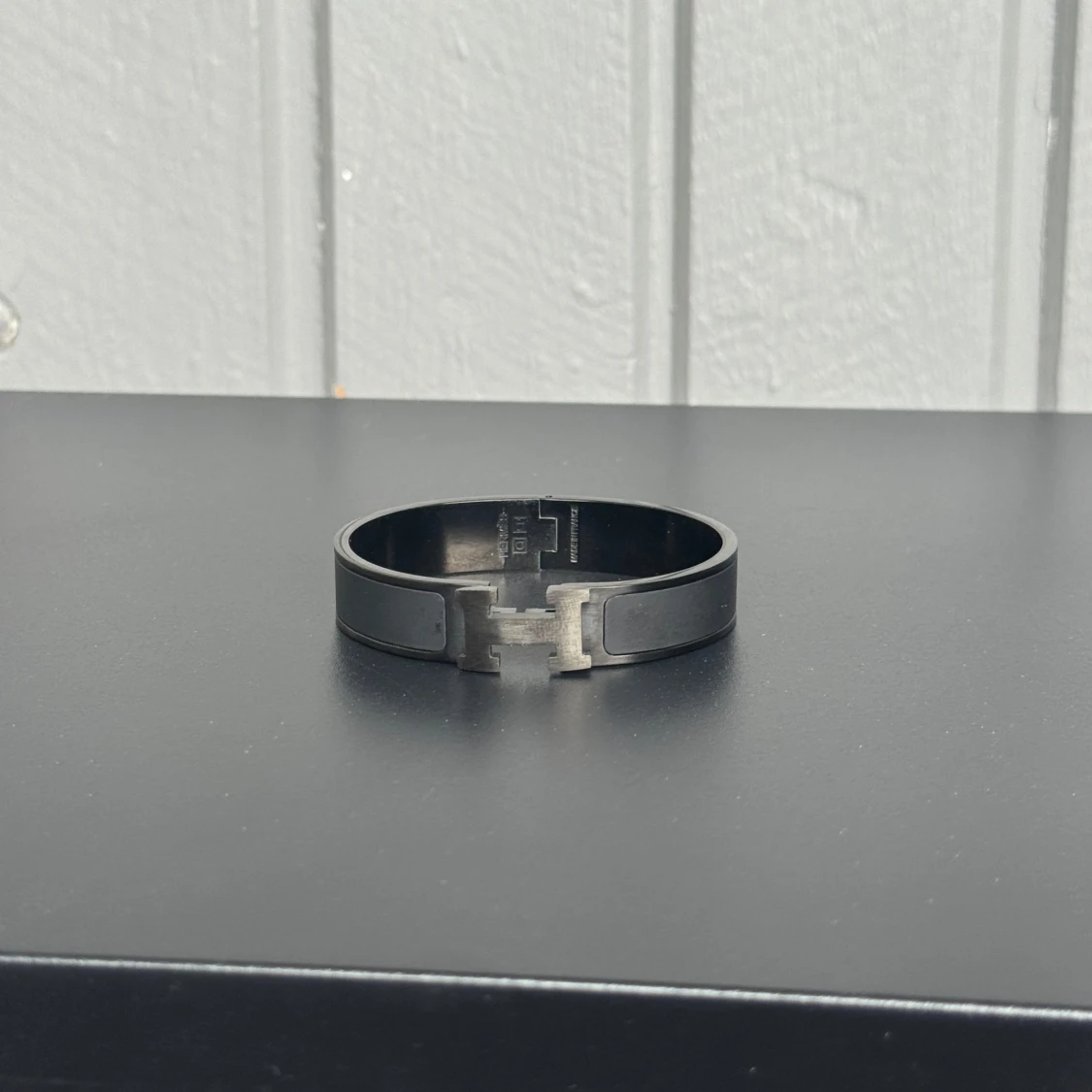 Svart hermes armband