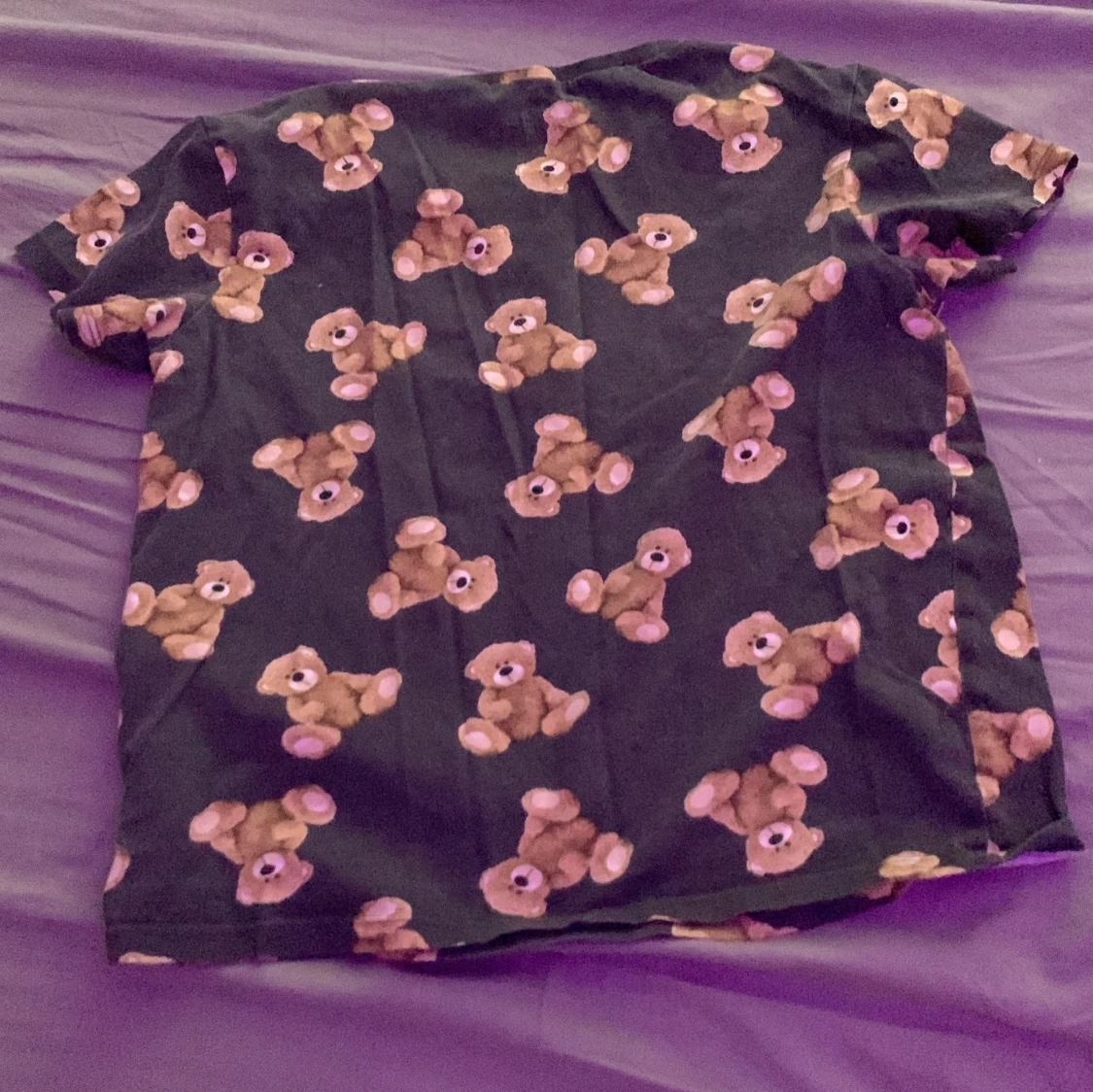 Svart t-shirt med nallemönster H&M - 1