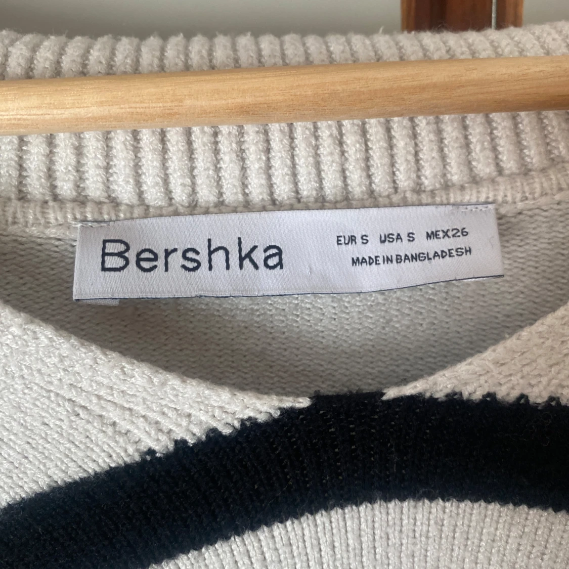 Randig stickad tröja från Bershka - 1