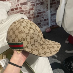 Gucci keps - Äkta gucci keps köpt 2024 kvitto allting medföljer 