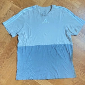 Adidas Essentials Colorblock XL T-shirt - Great condition no flaws or defects at all I just don’t wear it.  Color is beige and grey and some olive green on the back :)  True to size and 100% cotton   #adidas #t-shirt #XL #Skate #Essential #color #colour #block