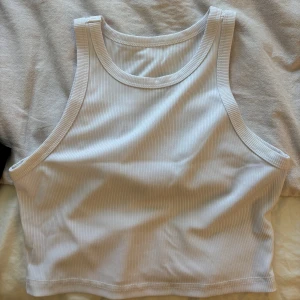 Halterneck linne  - Jätte sött linne perfekt till sommaren