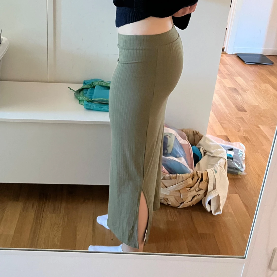 Olivgrön långkjol  - 3