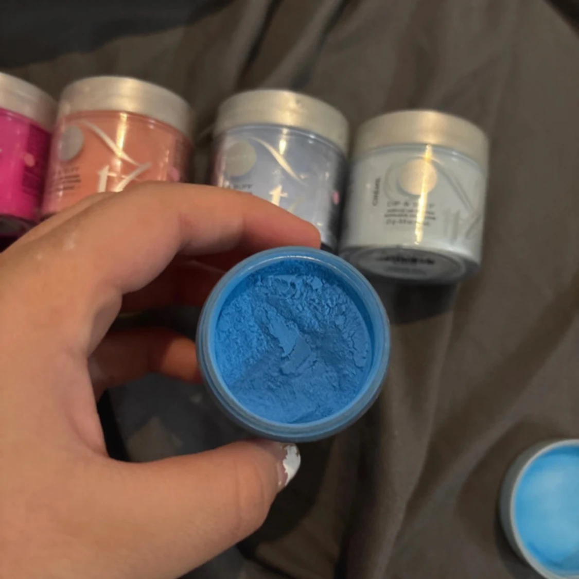 Akryl puder från entity - 1