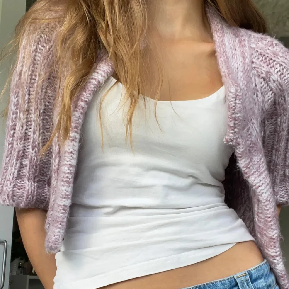 Rosa/lila stickad kofta med knappar